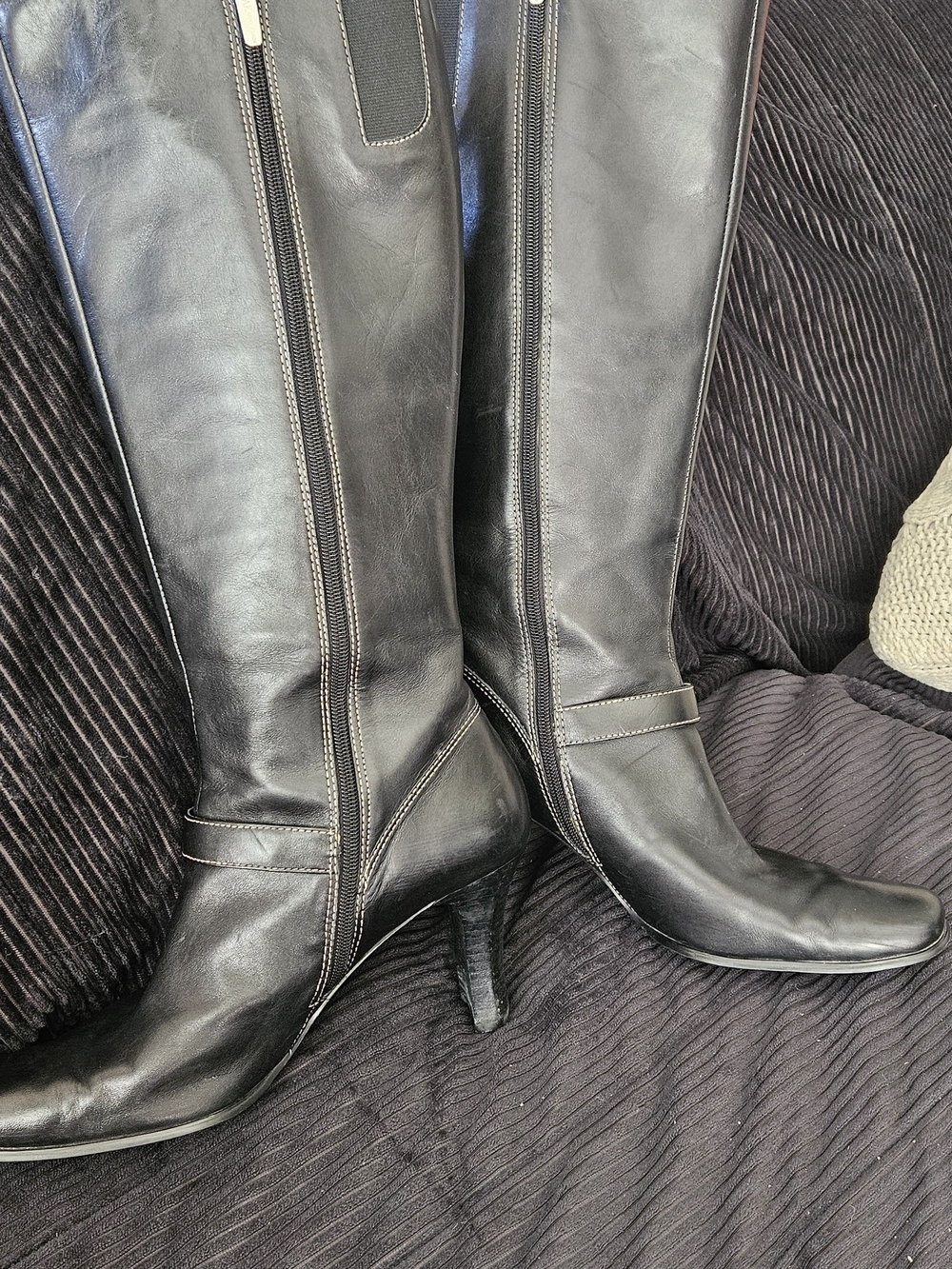 AK Anne Klein Black Leather Knee High Boots 10M Buckle Zip